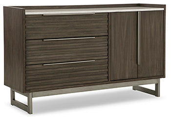 Arkenton Dresser - Woo Town Furniture (Worcester,MA)