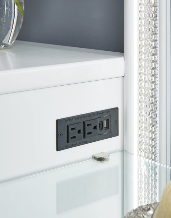 Chalanna Vanity with Mirror - Woo Town Furniture (Worcester,MA)