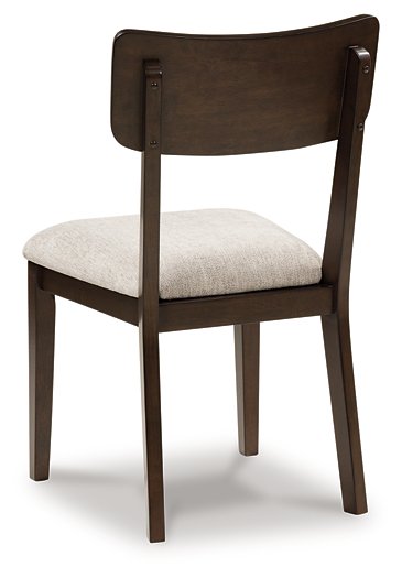 Mallenette Dining Chair - Woo Town Furniture (Worcester,MA)