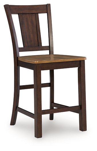 Rylandeen Counter Height Barstool - Woo Town Furniture (Worcester,MA)