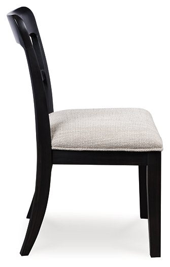 Greddinton Dining Chair - Woo Town Furniture (Worcester,MA)