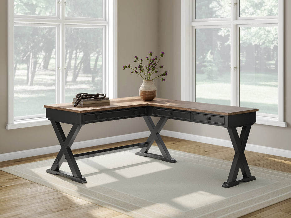 Wildenauer Home Office Desk - Woo Town Furniture (Worcester,MA)