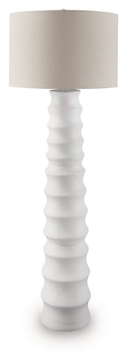 Veraleigh Floor Lamp - Woo Town Furniture (Worcester,MA)