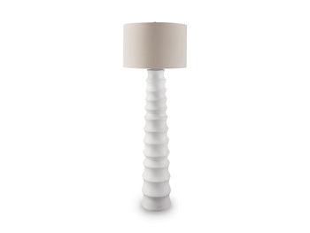 Veraleigh Floor Lamp - Woo Town Furniture (Worcester,MA)
