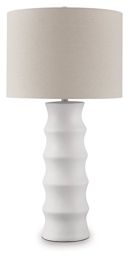 Veraleigh Table Lamp - Woo Town Furniture (Worcester,MA)
