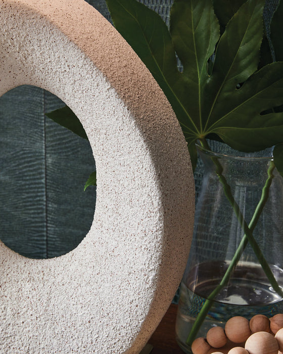 Trentlen Table Lamp - Woo Town Furniture (Worcester,MA)