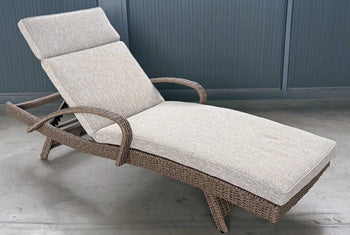 Laguna Heights Chaise Lounge with Cushion - Woo Town Furniture (Worcester,MA)