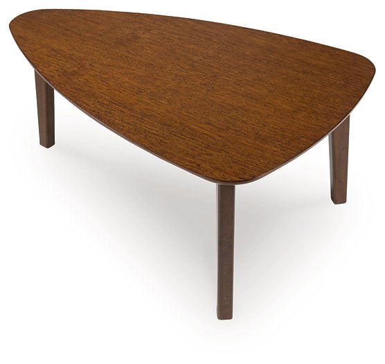 Lyncott Table (Set of 3) - Woo Town Furniture (Worcester,MA)