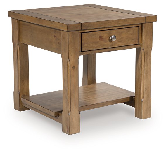 Vandenmore End Table - Woo Town Furniture (Worcester,MA)