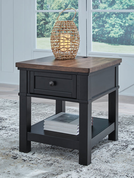Wildenauer End Table - Woo Town Furniture (Worcester,MA)