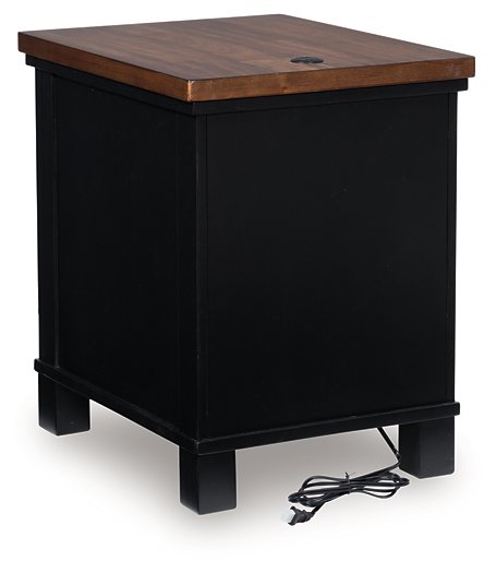 Wildenauer Chairside End Table - Woo Town Furniture (Worcester,MA)
