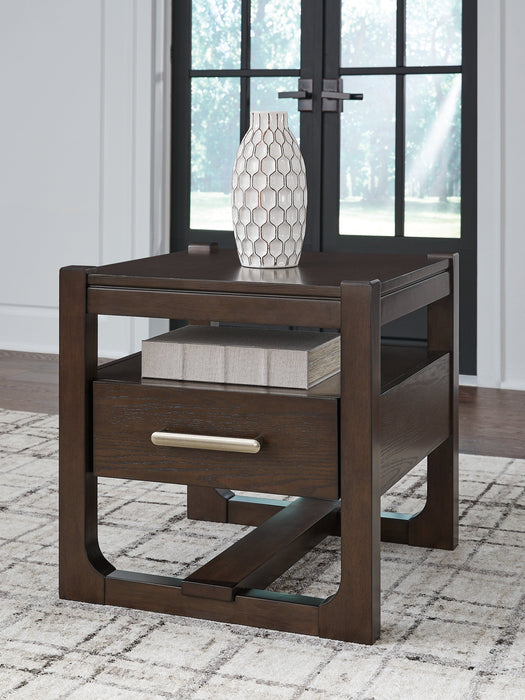 Breckington End Table - Woo Town Furniture (Worcester,MA)