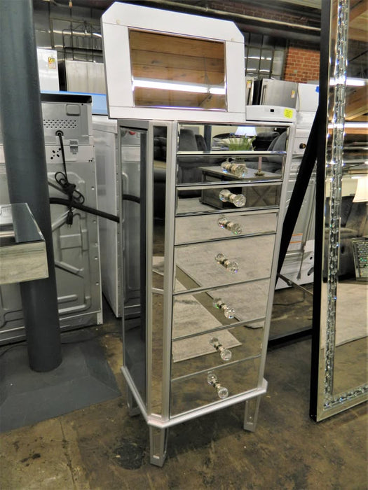 Mirrored Crystal Vanity - Woo Town Furniture (Worcester,MA)