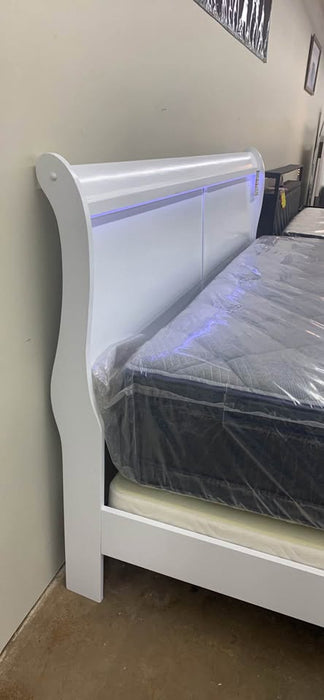 New King Sleigh Bed - Woo Town Furniture (Worcester,MA)
