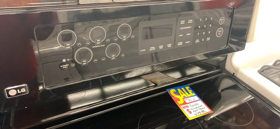 Used LG Stove - Woo Town Furniture (Worcester,MA)