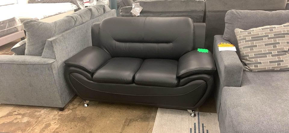 Black Leather Love Seat