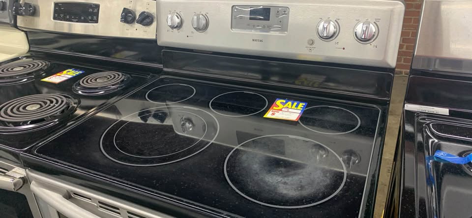 Used Maytag glass top Stove - Woo Town Furniture (Worcester,MA)