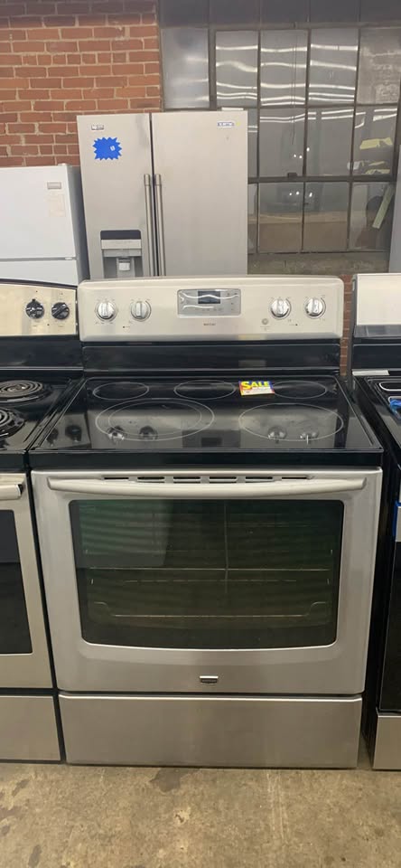 Used Maytag glass top Stove - Woo Town Furniture (Worcester,MA)